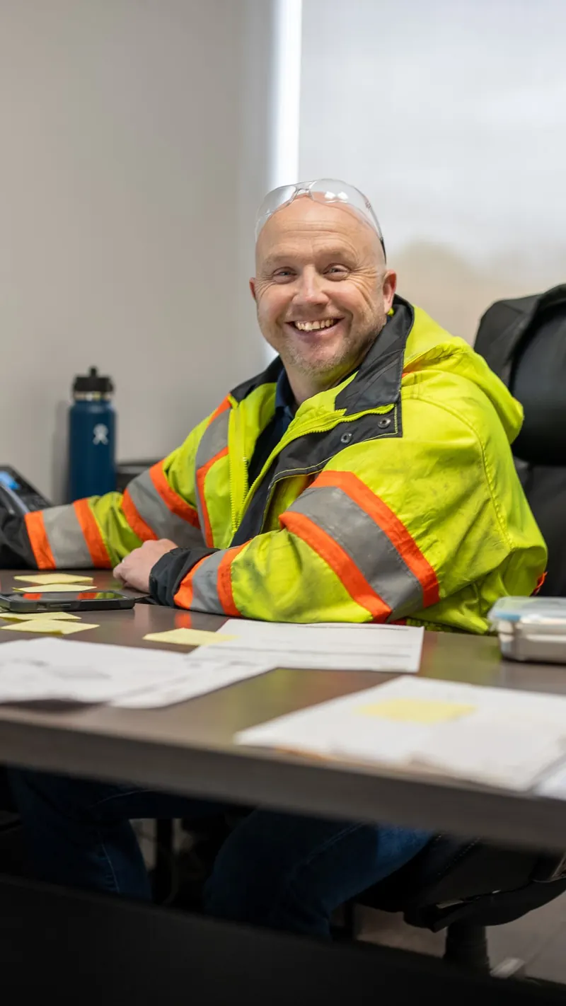 Service advisor at work